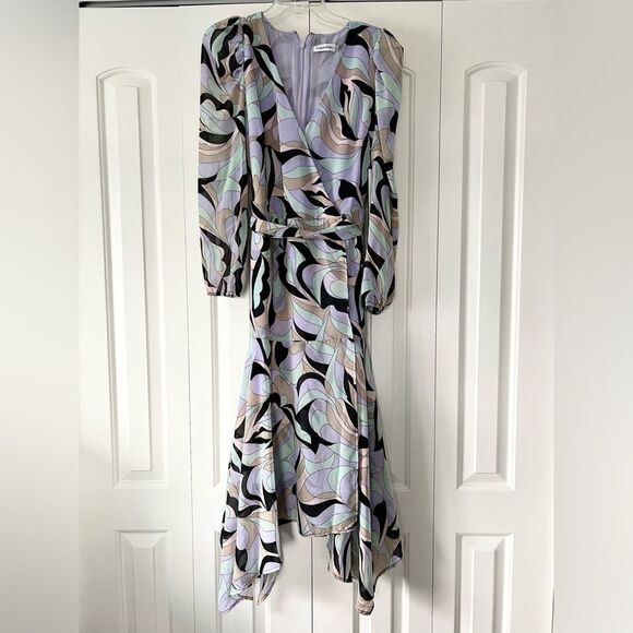 NWT Calvin Klein Women's Faux Wrap Puff Sleeve Midi Dress in Black Opal Print - Picture 5 of 9